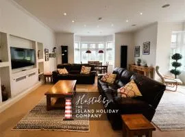 2 Shanklin Manor - Ground Floor apartment overlooking Park in Shanklin Old Village