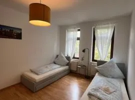 Moderne Citynahe Wohnung mit Parkmöglichkeiten