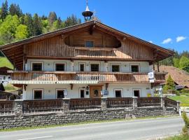 Gasthaus Mamoosen, hotel v destinaci Penning