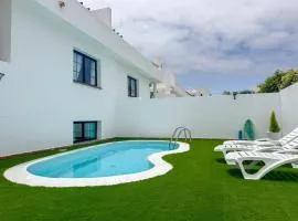 Surf and Stay House