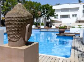 Suites del Mar Fenals Apartments