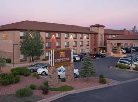Viesnīca Grand Canyon Hotel & Suites pilsētā Tusajana