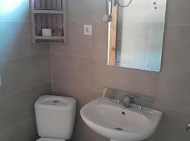 Hotels in the village, hotel v destinaci K'veda Bzubzu