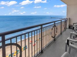 Warm Winter! Indoor Hot Tub - Heated Pool - Lazy Rivers - King Bed - Gym, апартаменты/квартира в Миртл-Бич