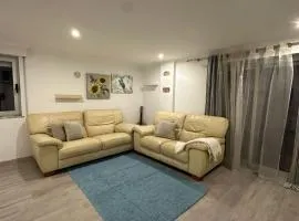 Apartment in Palmela - Close to Beaches and Mountains!