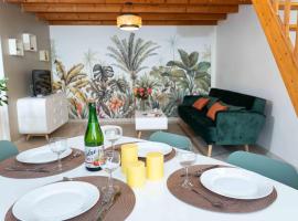 La Canopée Atypique Vendée, hotel in Luçon