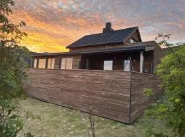 Moderne bolig med 4 soverom på vakre vannøy