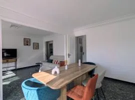 "La Planque" T4 en plein centre, calme et lumineux - Terrasse & parking