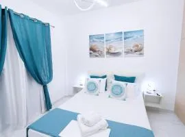 Lily's modern apartment downtown Skala