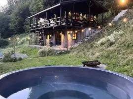 Woods-hottub & AC
