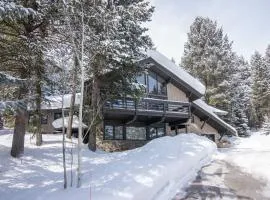 RMR: Sublette Ridge Ski Lodge in Teton Village