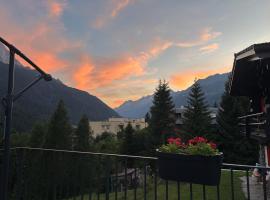 Mountain spot in a cozy nest, acomoda&ccedil;&atilde;o em Airolo