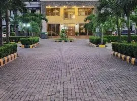 Brava Hotel