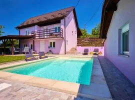 Awesome Home In Samobor