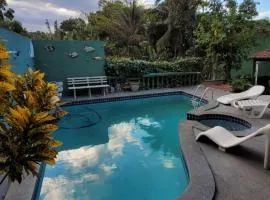 Casa Clorophila, suíte com varanda para 4 pessoas