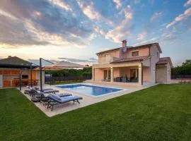 Beautiful Home In Nedescina