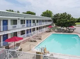 Motel 6-Goodlettsville, TN - Nashville