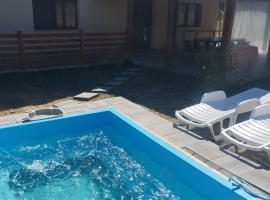 Briza de Munte, Hotel mit Whirlpools in Colibiţa