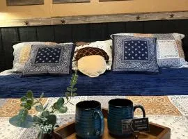 Acorn Hideaways Canton Rustic Old West Frontier Suite