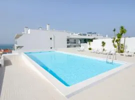 TERRAZA - Sea View Terrace and Condominium Pool