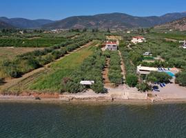 Villa of luxury and serenity, Hotel in Kiveri