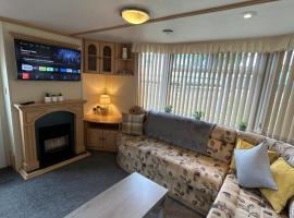 Bailey's Caravan Hire - Sealands Plot 1 - Wi-Fi - Dog Friendly, khu cắm trại ở Ingoldmells