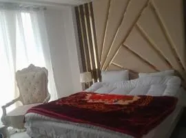 Holiday Rest Inn