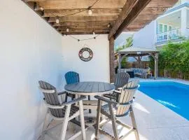 Aqua Dreams - Pet Friendly! Heated Private Pool!