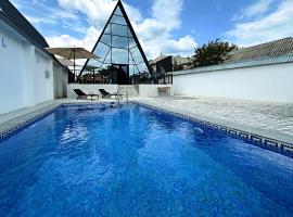 The Gabalux A Frame Villas Gabala, hôtel à Qabala