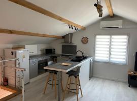 Appartement cosy avec terrasse, hotel en Cestas