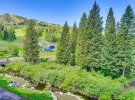 Ski-InandSki-Out Solitude Condo with Rooftop Hot Tub!, hotel a Salt Lake City