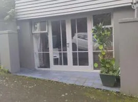1 Queen Bed and 1 Sofa Bed, Serviced Studio B
