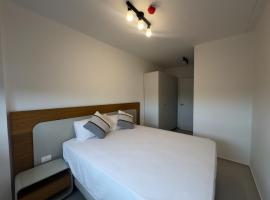 Departamento en Luque cerca a Asunción, hotel din Luque