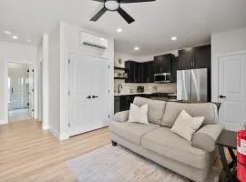 1 - Modern Loft Getaway 25 Min to Zion, Walk to Food and Parks