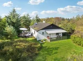 Gorgeous Home In Ålbæk With Wifi