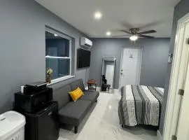 Modern Peaceful Studio Near Miami Center