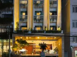 Celine Express - Q Dalat Hotel