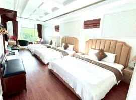 BÔNG SEN HOTEL CÔN ĐẢO