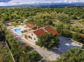 Two-Bedroom Holiday Home In Biograd