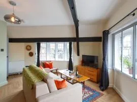 Chester Apartment with Nice Outdoor Views