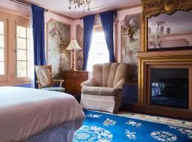 Luxurious Hollywood Homestay