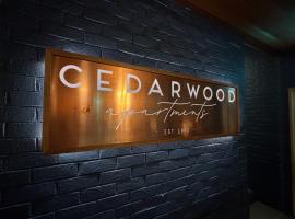 Cedarwood Apartments, hotel en Falls Creek