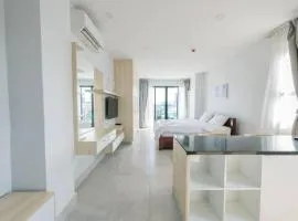 Residence 110 (Hotel and Apartments)