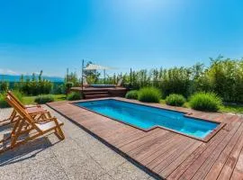Awesome Home In Benkovac With Jacuzzi