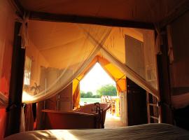 Kimaro Farmhouse, luxury tent in Colméry