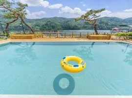 Gapyeong Garamseulki Pension