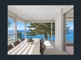 The Entrance Beach Front Resort