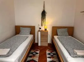 Family & Group Flat with Terrace near Main Station