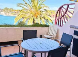 Terrasse avec superbe vue mer & pieds dans l’eau