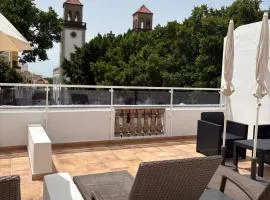 Casas La Aldea Suites Plaza 3